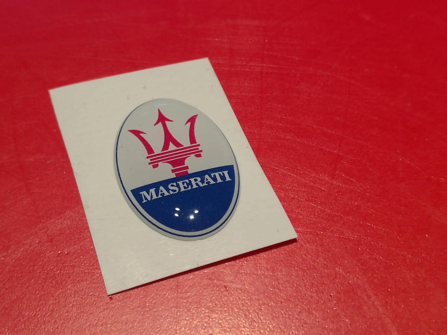 1 Adesivo Resinato 3D Logo Maserati NEW 4,5*7,5 cm